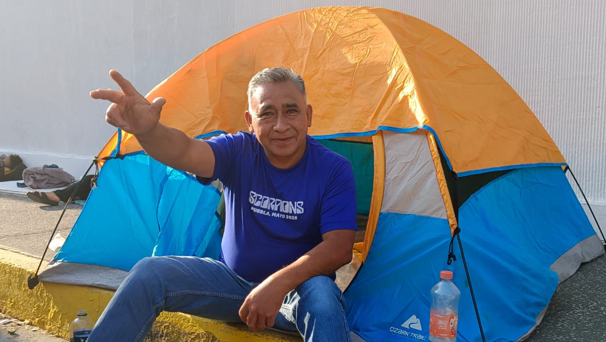 Don Francisco Solar, fan de Scorpions que espera el concierto en la Feria de Puebla 2025 | Leslie Mora