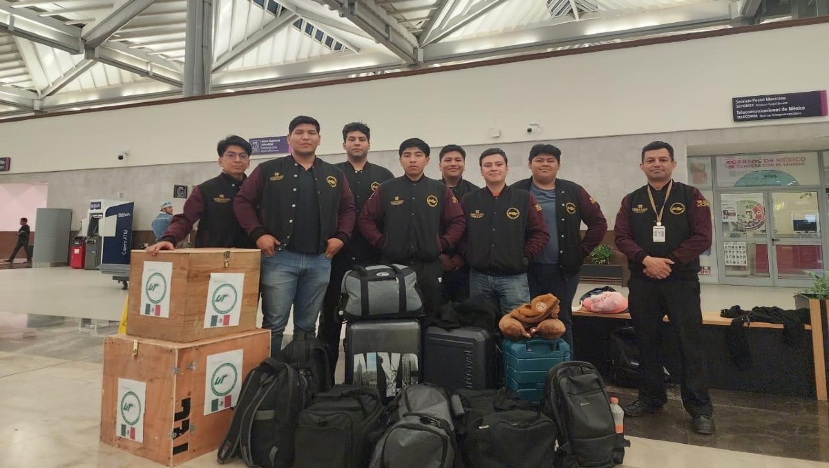 Equipo de la UTHH representativo en el munidal de Robótica.