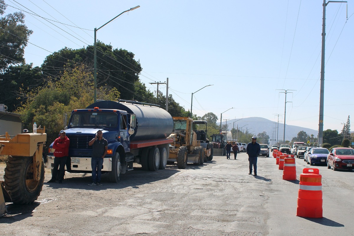Causan malestar modificaciones viales en el bulevar Rebollo Acosta en Gómez Palacio. (Rolando Riestra)