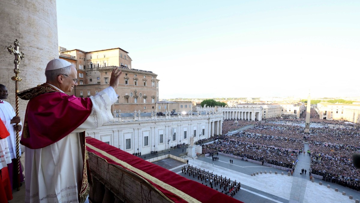 El Papa León XIV pronunció sus primeras desde el balcón de la Basílica de San Pedro | Foto: Reuters
