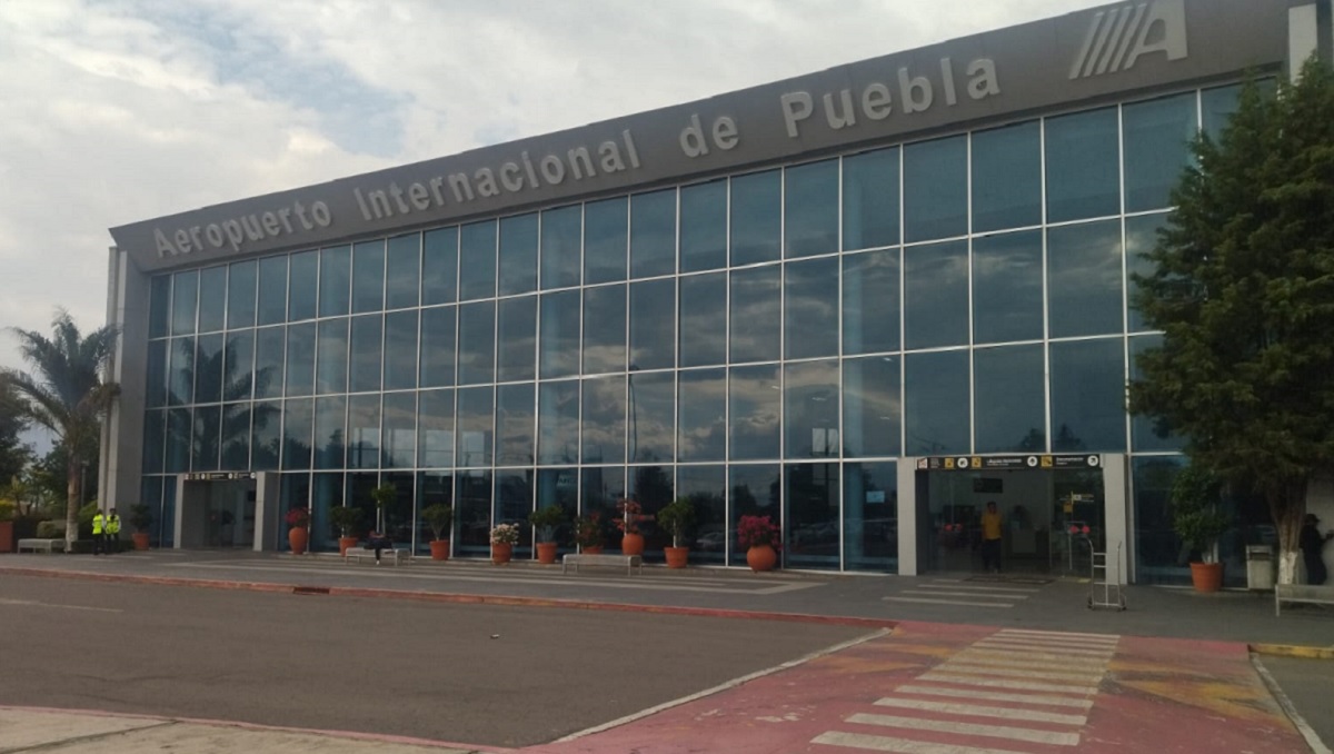 CCE plantea que Aeropuerto Internacional de Puebla se llame 5 de mayo | Verónica López