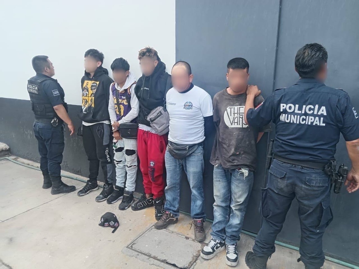 Cinco detenidos tras allanamiento en Pachuca. (Cortesía)