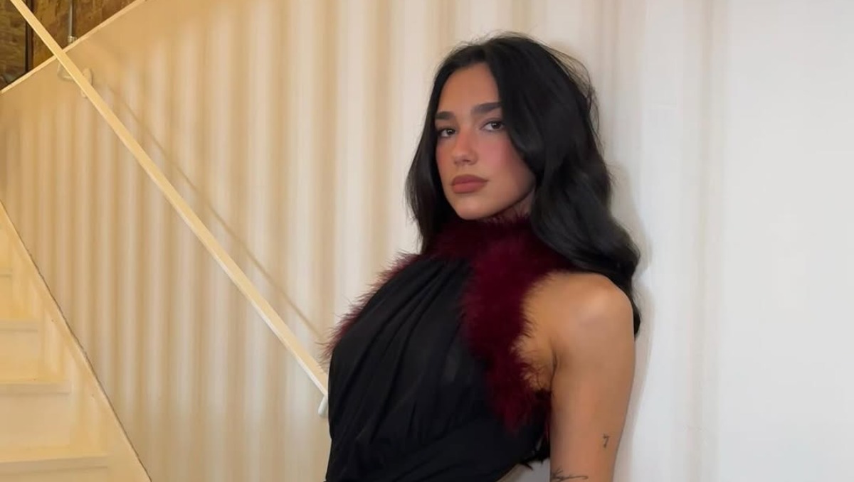 Artistas como Dua Lipa y Elton John, piden protección ante IA