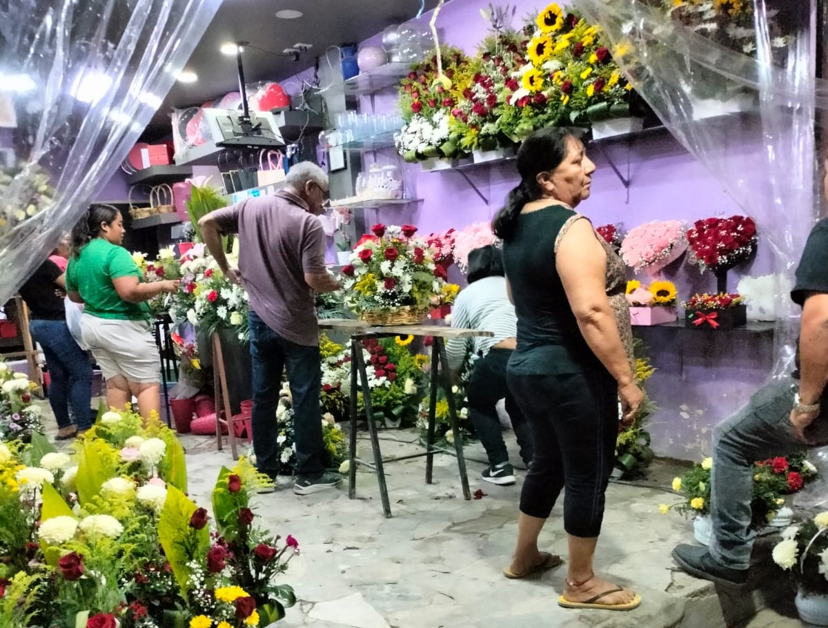 Las flores siguen siendo el regalo más sincero y simbólico para las madres en su día. (Especial)