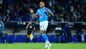 Willer Ditta, defensa de Cruz Azul, explicó que ya se olvidaron de Martín Anselmi y ahora quieren el doblete de Liga MX y Concachampions con Vicente Sánchez