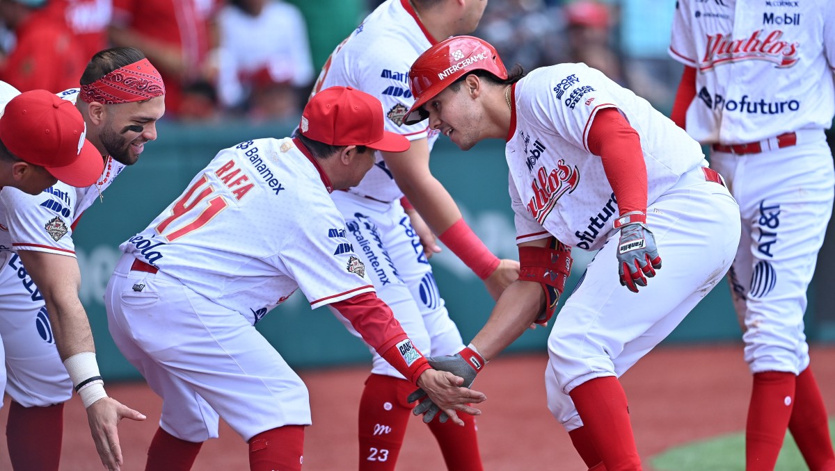 Diablos Rojos barre a Piratas por primera vez en el Estadio Alfredo Harp Helú (Cortesía Diablos Rojos del México)