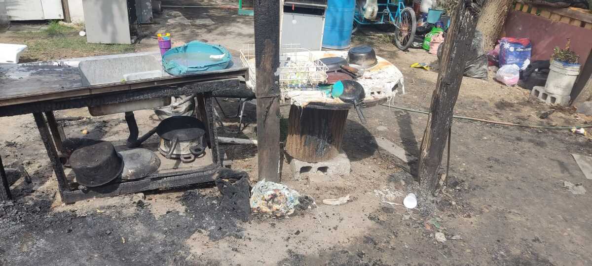 Familia pierde todo en incendio en Ciudad Madero; solicitan ayuda