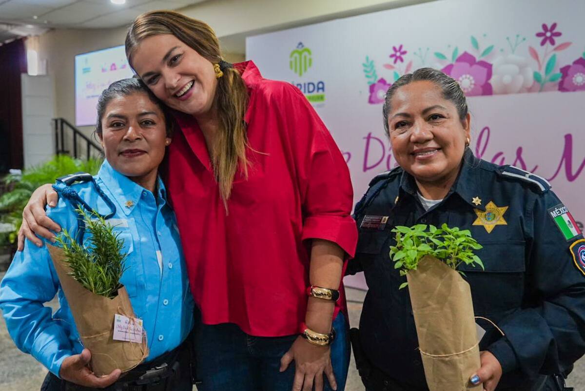 La presidenta municipal destacó la valiosa labor de las madres de familia, no solo en el ámbito personal, sino como pilares de seguridad. | Especial