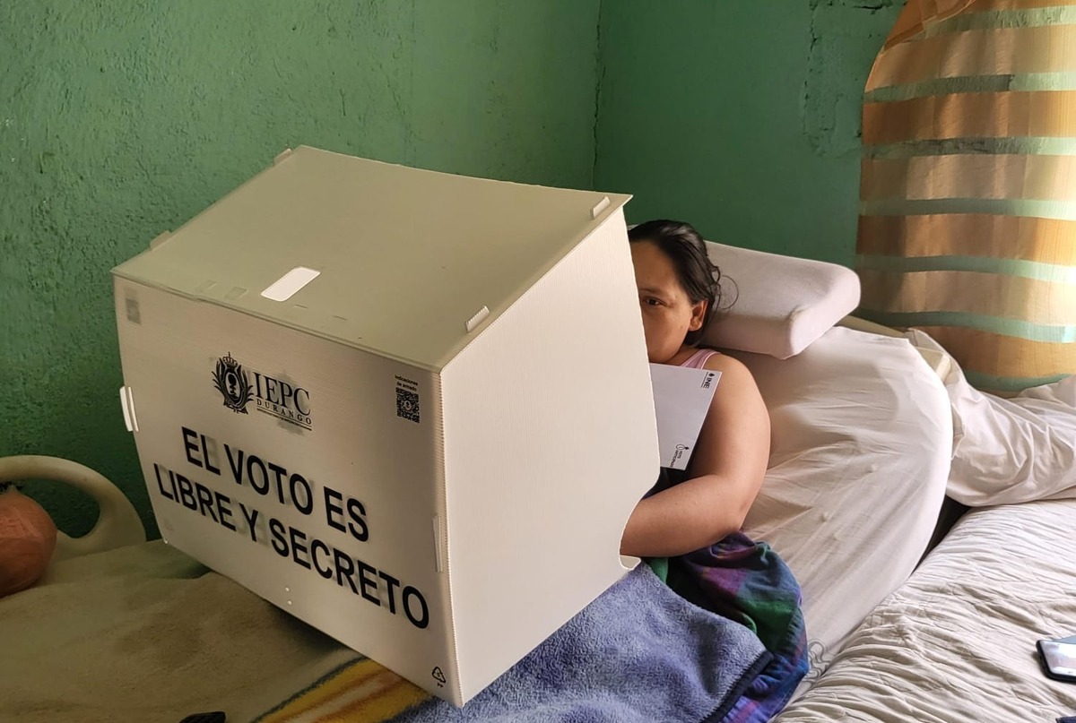 Voto anticipado en Gómez Palacio. | Roberto Amaya