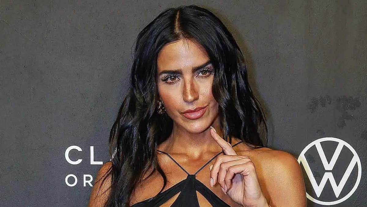 Bárbara de Regil se somete a extraño tratamiento facial | Instagram
