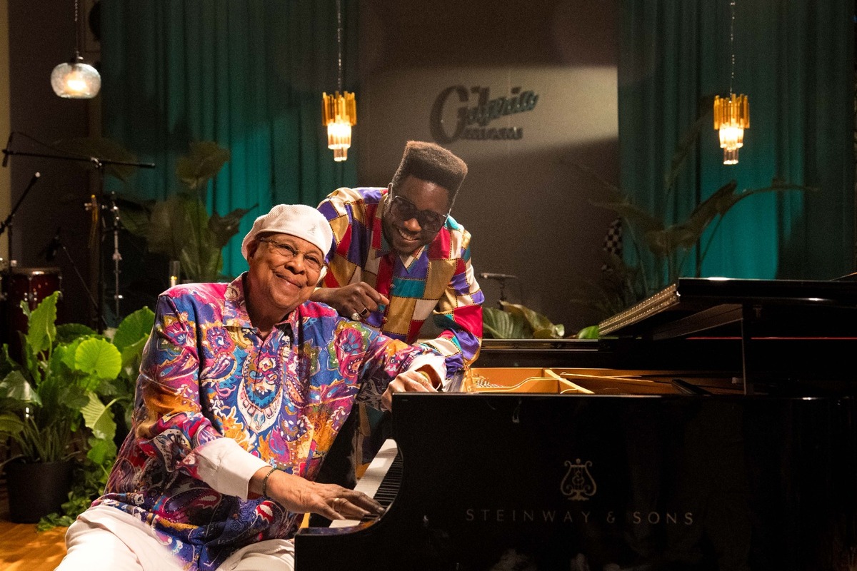 Chucho Valdés y Cimanfunk participan en uno de los capítulos / Especial