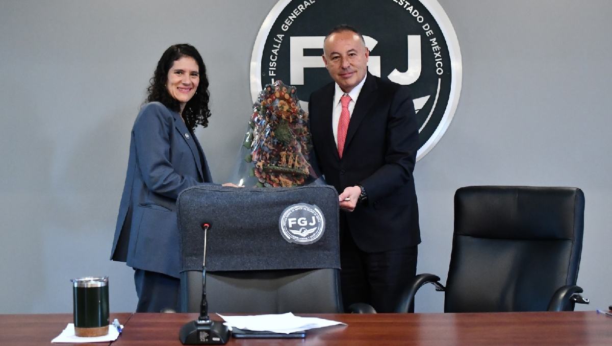 Los fiscales Bertha Alcalde y José Luis Cervantes pactaron el acuerdo en la zona metropolitana. Foto: (Especial)