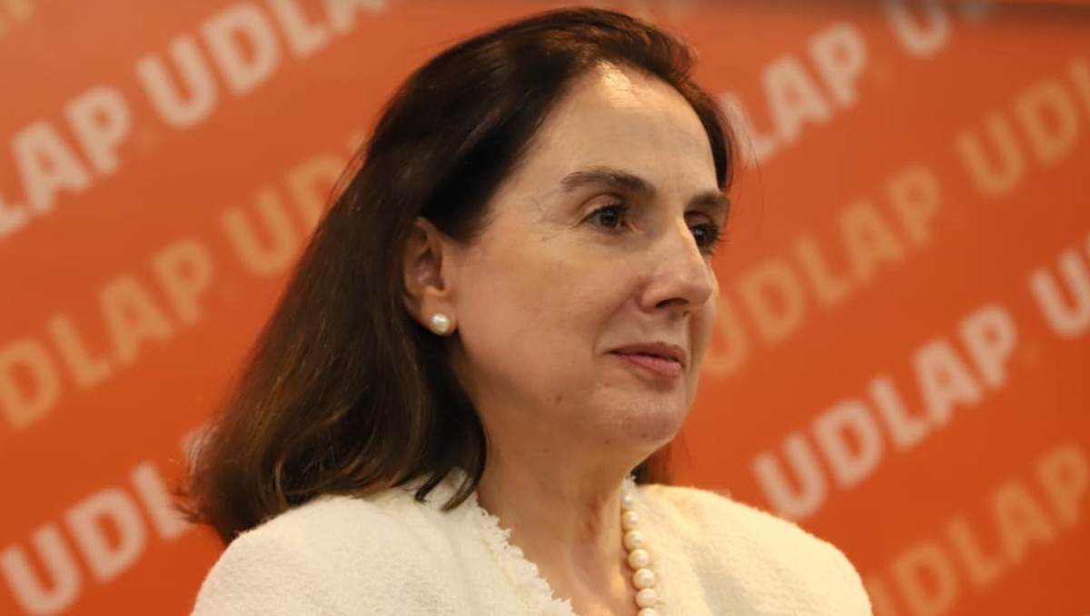 Presentación del libro 'Grandes familias hispanoamericanas en Francia: París - Biarritz' de la aurora María Inés Olaran | Octavio Hoyos