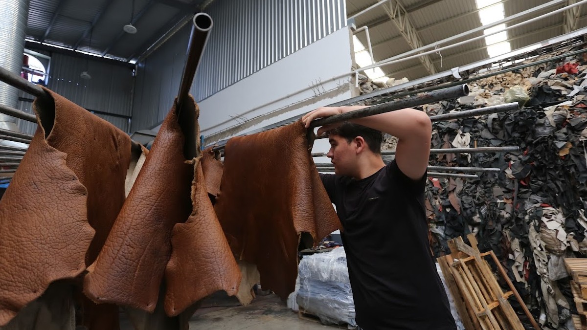 El sector textil teme por cobro de aranceles de EU por usar insumos chinos | Daniela Béjar.