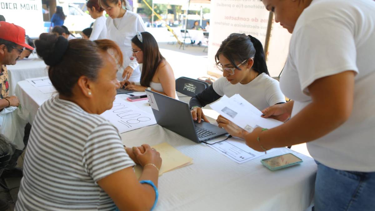 Se brinda servicio de consulta médica, odontológica, medición de talla; peso, nutrición y vacunación. | Especial