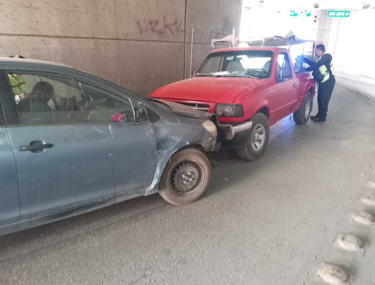 Choque frontal en desnivel de Gómez Palacio. | Especial