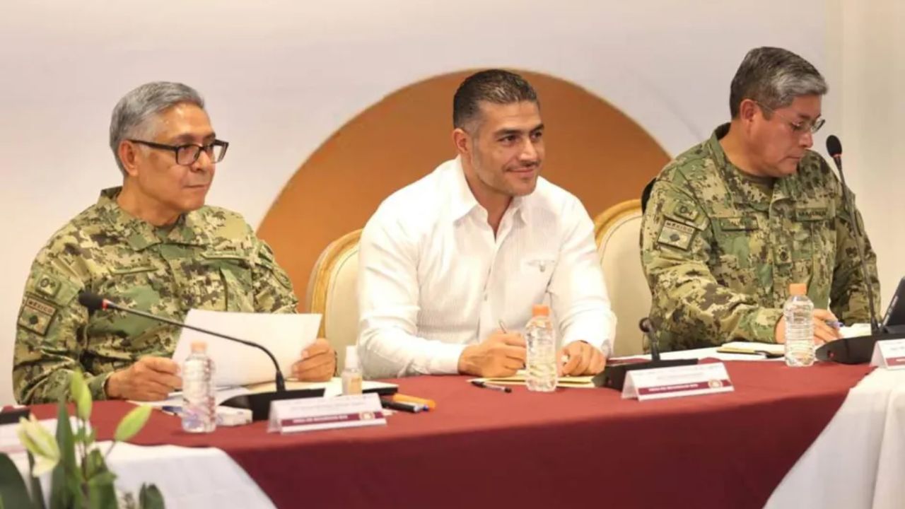 Harfuch y titular de Semar se reúnen con autoridades de BCS, con el fin de fortalecer la seguridad