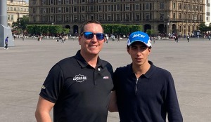 Los pilotos Kyle Busch y Max Gutiérrez estuvieron en la Ciudad de México previo al regrese de NASCAR a tierras aztecas