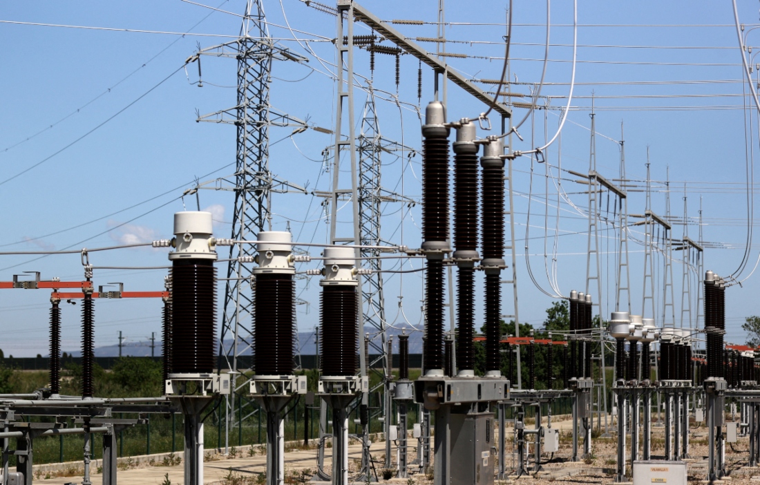 La subestación eléctrica de Santa Llogaia, conectada a la red de interconexión entre Francia y España.Reuters