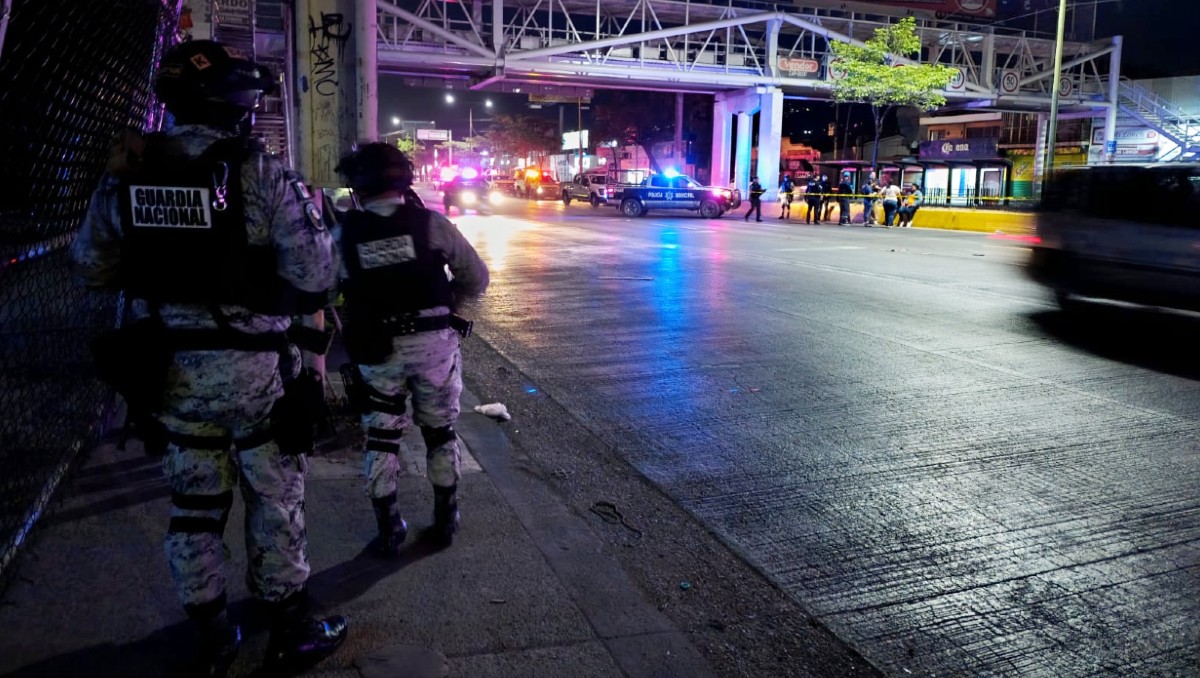 Autoridades vigilaron el lugar del accidente en Zapopan este miércoles (Vicente Torres Alfaro)