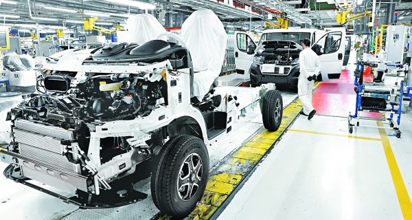 La compañía adquirió una participación de 20% en Leapmotor por 1,500 millones de euros. REMO O CASILLI/REUTERS