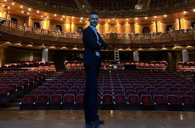 El ejercicio de la danza contemporánea ha llevado al maestro Jesús García a presentarse en importantes escenarios nacionales. (Especial)