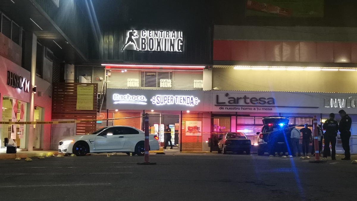Atacan a disparos a un hombre al salir de gimnasio en Zavaleta, Puebla | Jesús Zavala