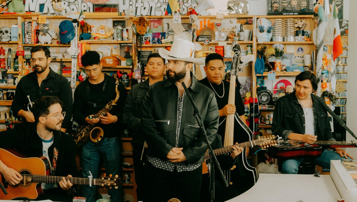 Carín León estrena su propio Tiny Desk; escúchalo aquí