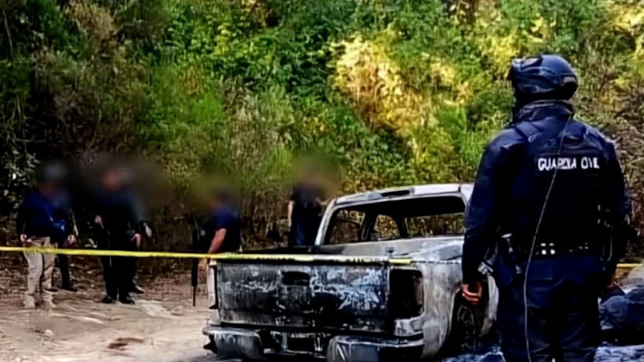 Localizan tres hombres calcinados dentro de un vehículo en el municipio de Madero