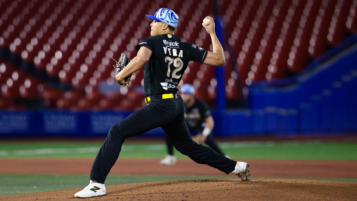 El pitcher yucateco tuvo una gran actuación esta noche en el Estadio Panamericano de Beisbol (Foto: Cortesía Charros de Jalisco)