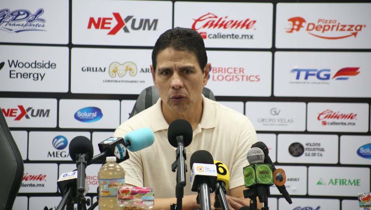Alfonso Sosa, director técnico de Leones Negros. (Yazmín Sánchez)