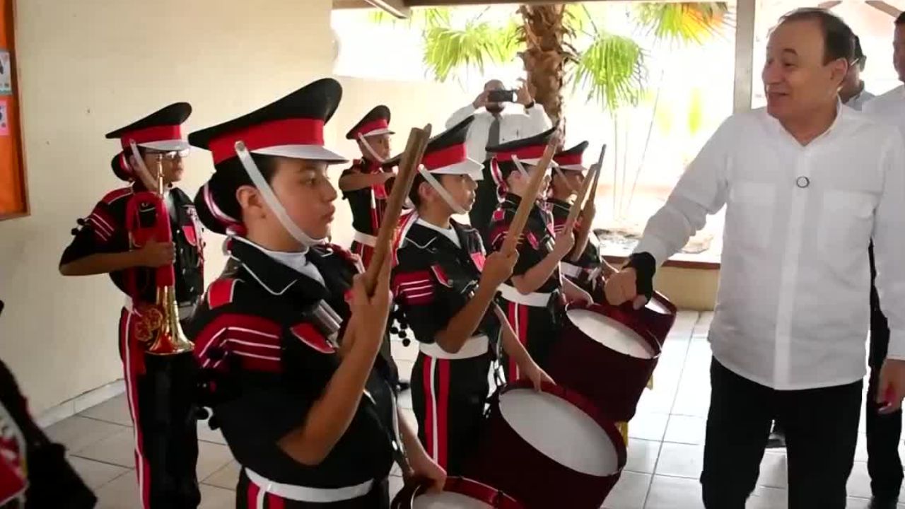 Durazo garantiza entrega de uniformes gratuitos a más de 440 mil estudiantes en Sonora