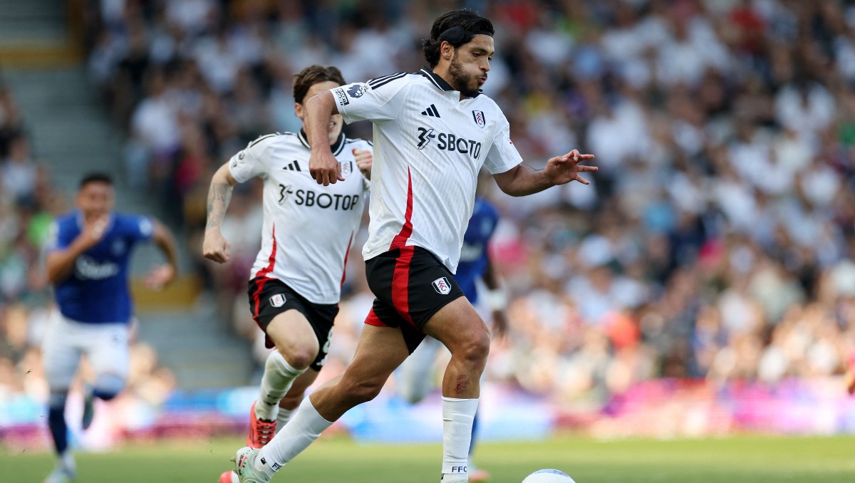 Raúl Jiménez y Fulham no jugarán Conference League por culpa del Crystal Palace (Reuters)