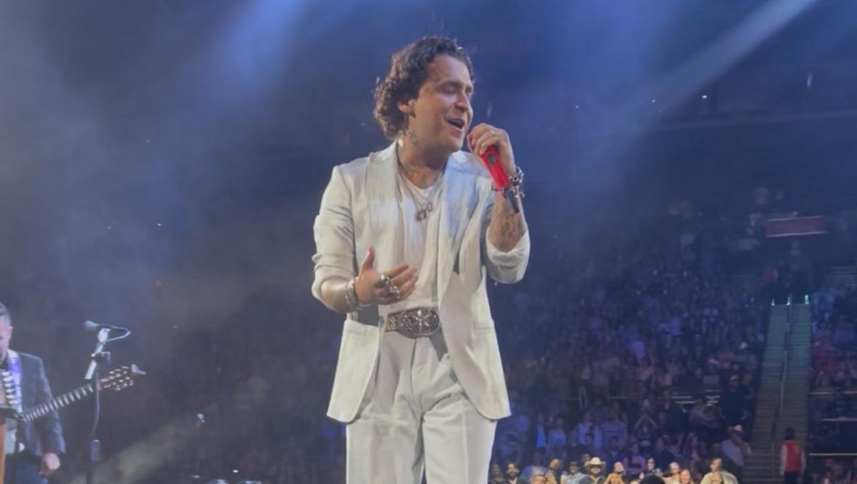 Christian Nodal conquista a regios en show en la Arena Monterrey. | Especial