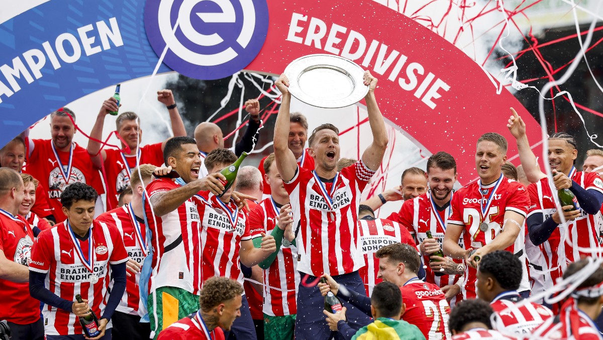 PSV logra el bicampeonato de la Eredivisie (AFP)