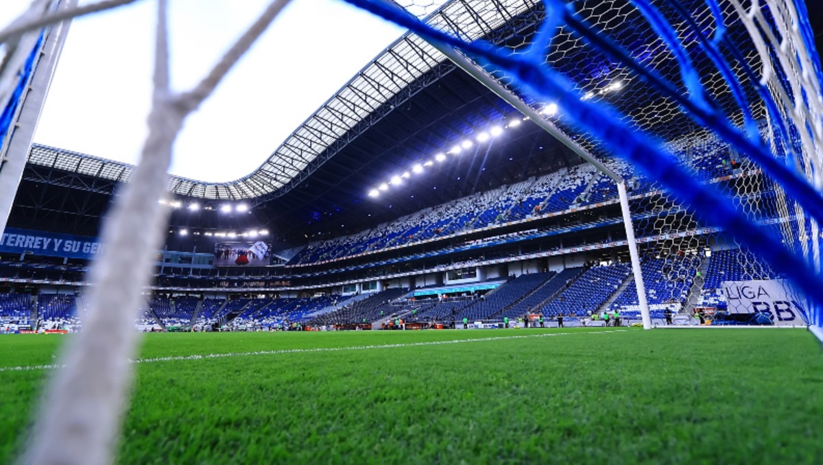 La cancha podría estar lista para el 20 de julio de este mismo año según Alberto Molina (Imago7)