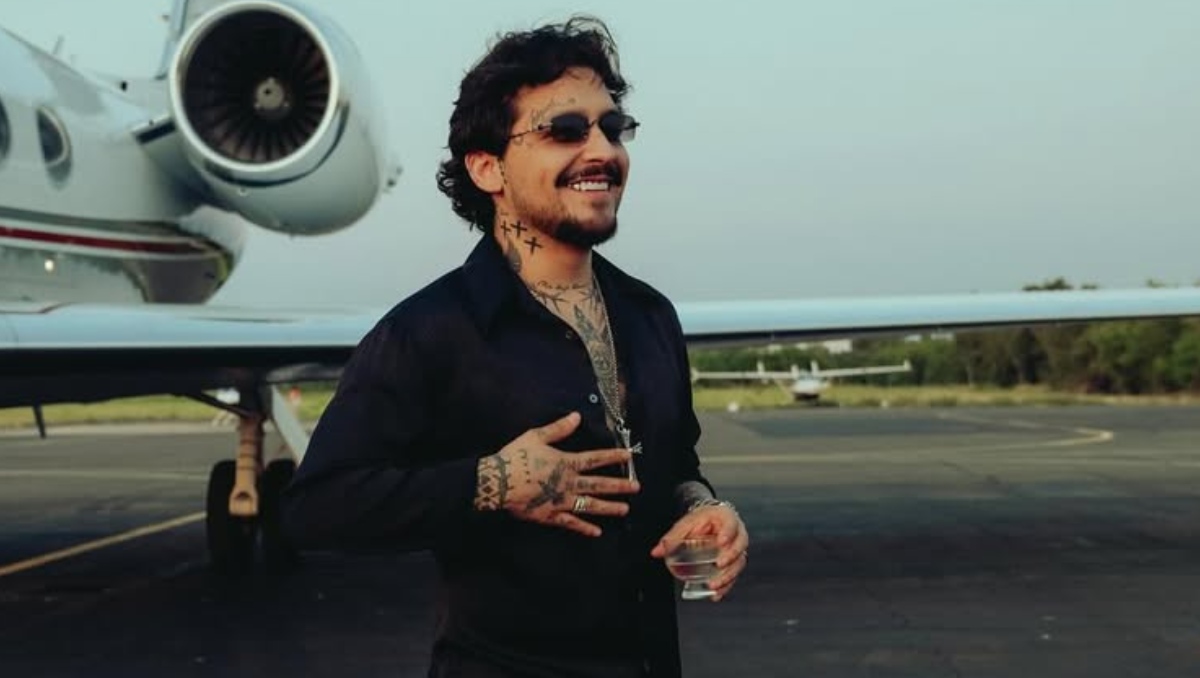 Christian Nodal fue visto en los juzgados de la Ciudad de México