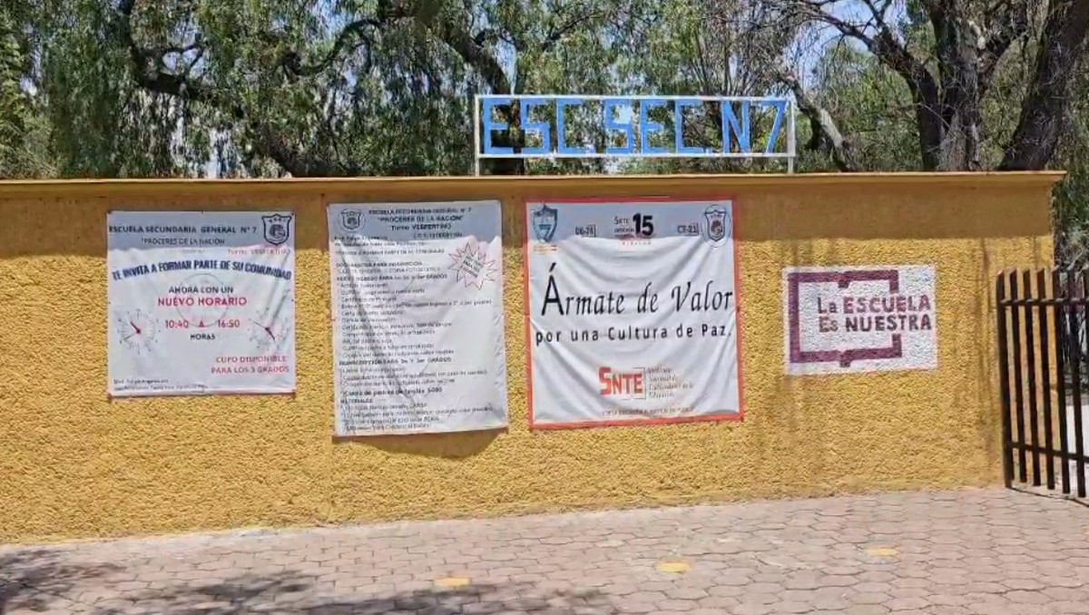 Las clases en la secundaria general 7 de Pachuca fueron suspendidas tras muerte de un estudiante al interior del plantel