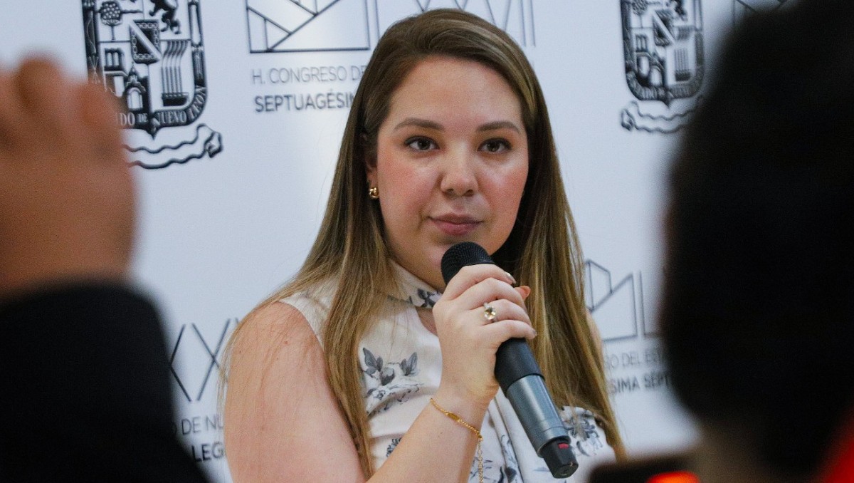La diputada Claudia Chapa ofrece una conferencia de prensa en Congreso del Estado. | Foto: Jorge Lopez