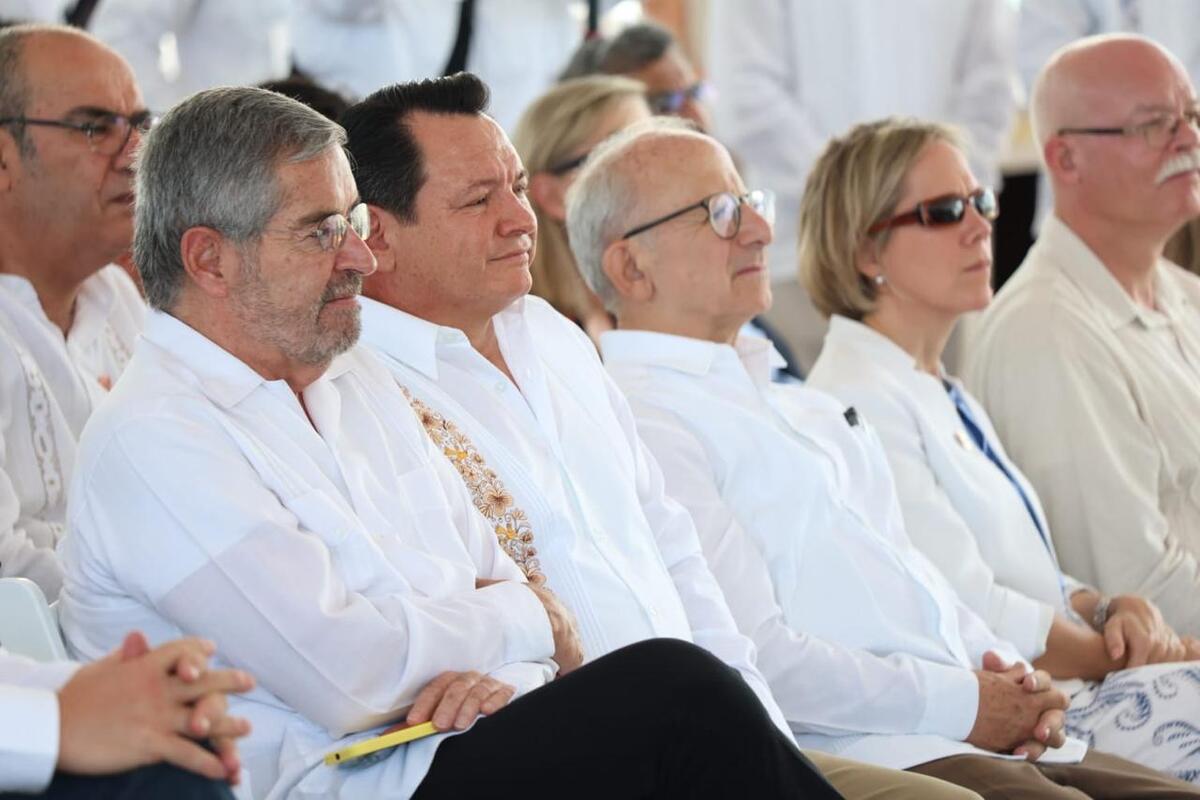 El Gobernador Joaquín Díaz Mena recibió a embajadores de distintos países