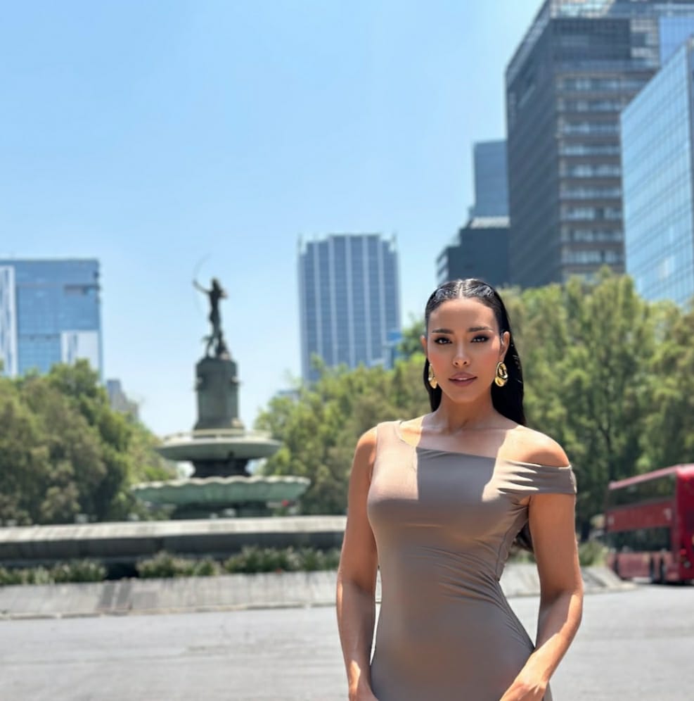 La ex miss universo emprendió en la creación de trajes de baño, inspirada en la mujer latina/ Especial