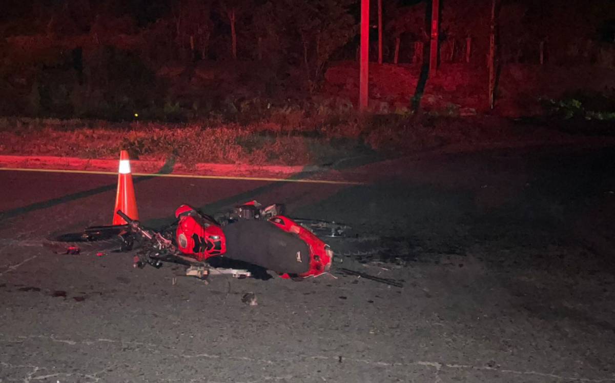 Motociclistas mueren por tráiler en Veracruz