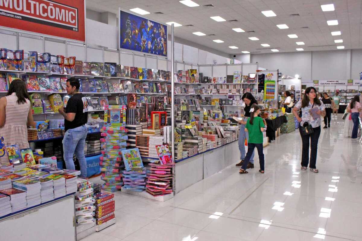 El Centro de Convenciones de Torreón abre sus puertas con más de 80 stands.| Roberto Amaya