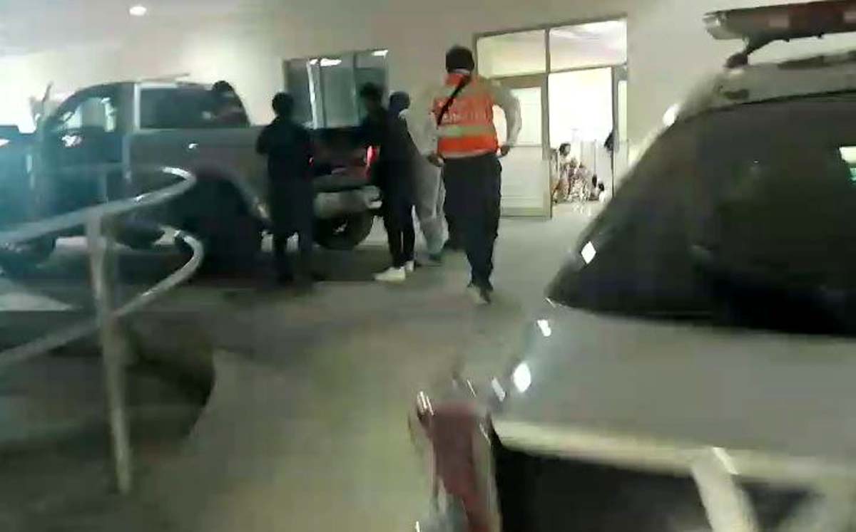 El joven fue declarado muerto en el hospital. l Especial
