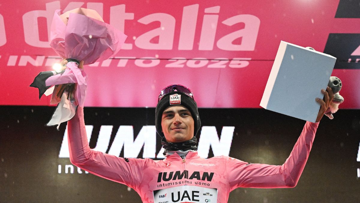 Isaac del Toro se mantiene en el liderato en el Giro de Italia 2025 (Reuters)