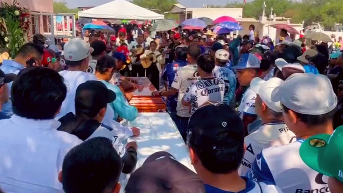 Dan último adiós a los 7 jóvenes ejecutados en Guanajuato. Milenio Noticias, 21 de mayo 2025