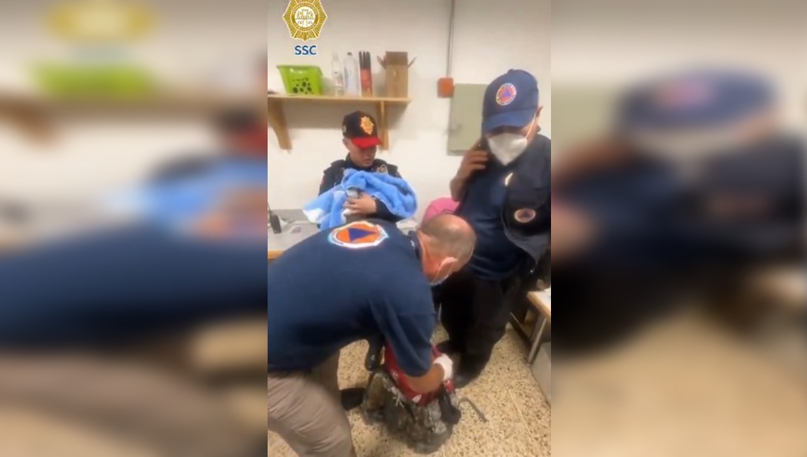 El bebé fue traslado a un hospital para evaluar su salud. (Foto: @SSC_CDMX)