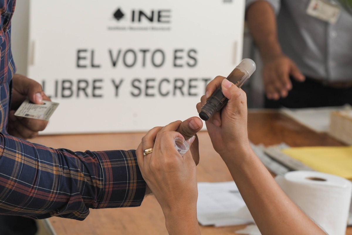 Conoce los horarios de apertura y cierre de casillas para planear tu votación en las elecciones de Veracruz. | Foto: Cuartoscuro/ Imagen de referencia