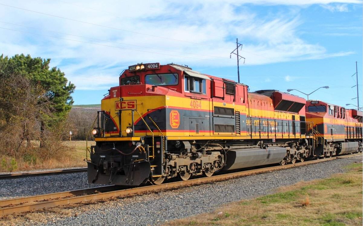 Construcción de tren de pasajeros Saltillo-Nuevo Laredo