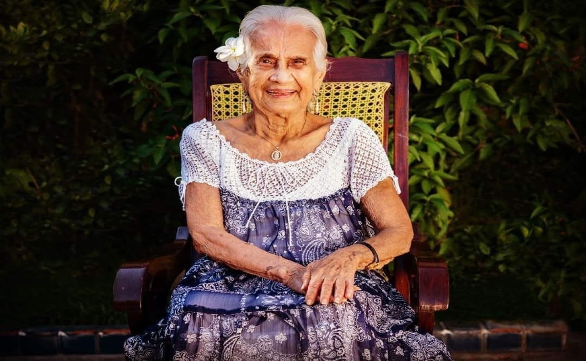 Doña Elena no pudo asistir, envió un mensaje en video. (Inbal)